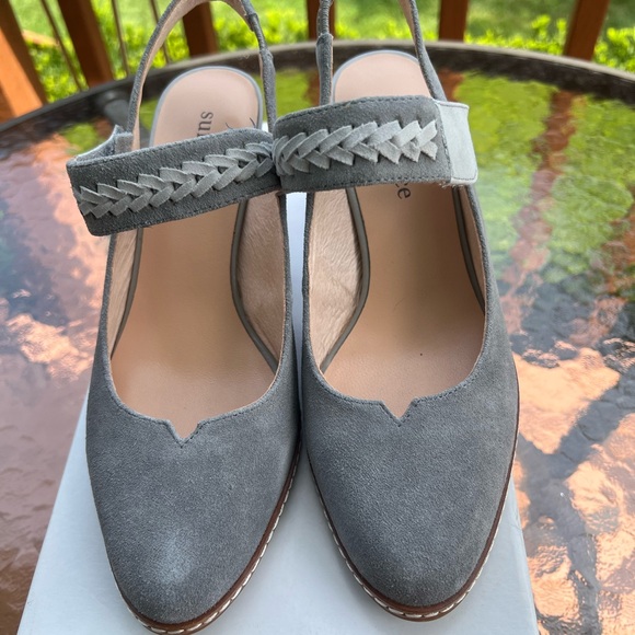 Sundance Eden Path Gray Suede Women's Shoes - Picture 3 of 6